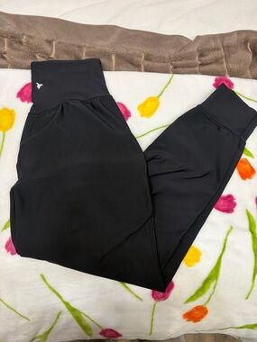 Old Navy Black Woman’s Jogger-Style Track Pants